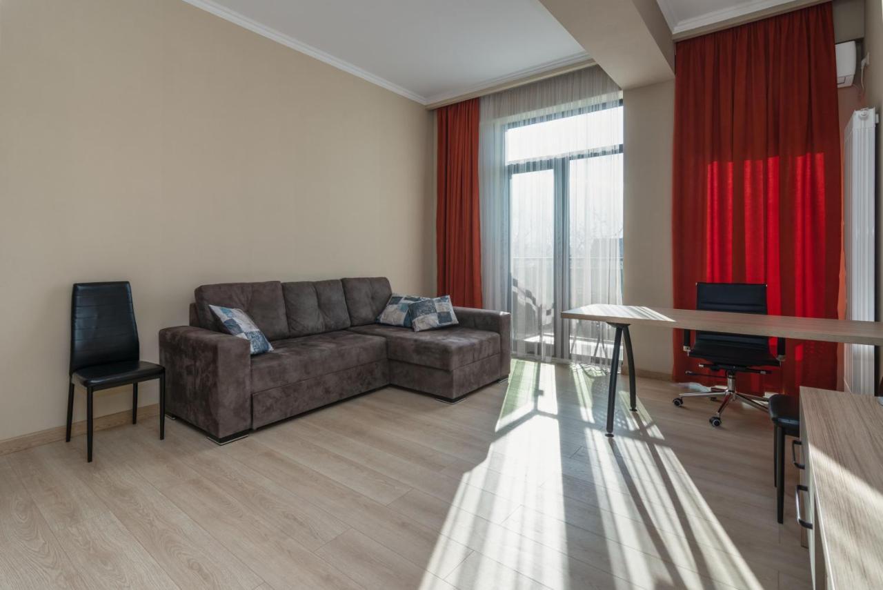 Hotel Alexandria Saguramo Eksteriør billede
